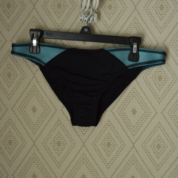 Free people Skye and staghorn swim bottoms - Picture 9 of 9